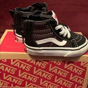 Toddler SK8- Hi Zip vans
